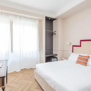 3* Konukevi La Di Piazza Del Popolo