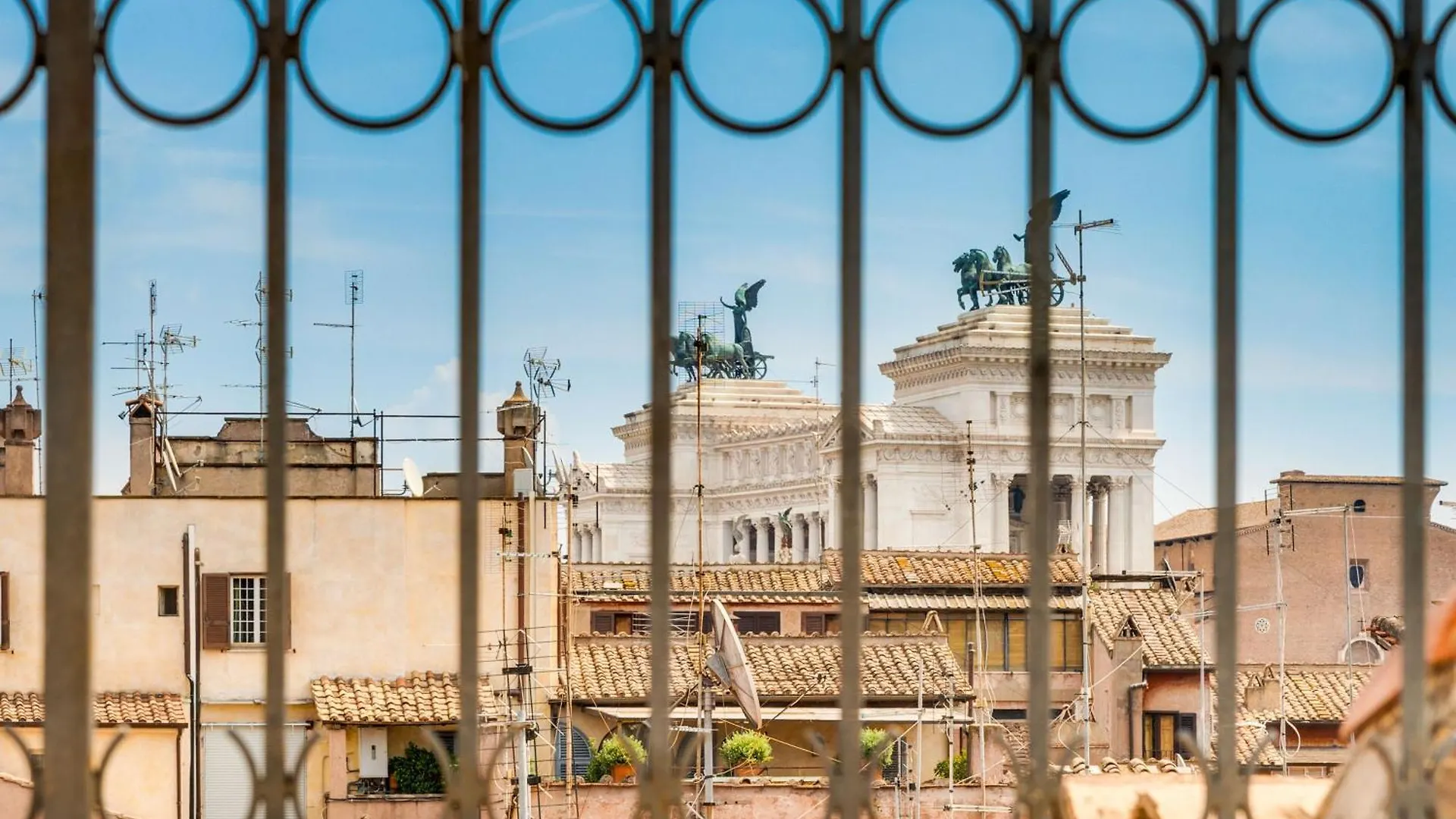**  Relais Badoer Bed & Breakfast Rome Italy